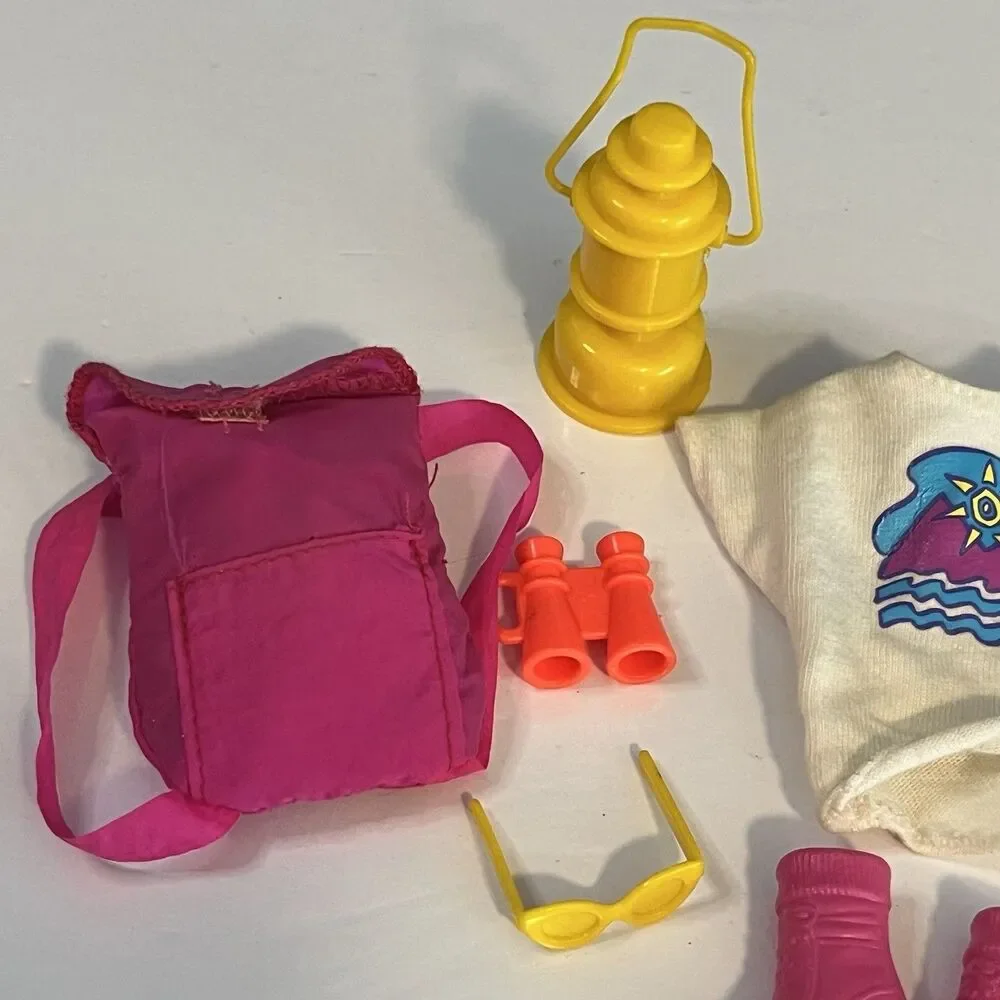 Vintage 1993 Mattel “Camp Barbie” #11074 Fashion Lot 6 Piece Set